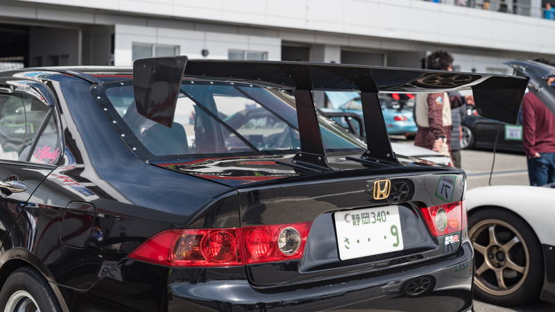 Does an Accord need a wing this big? Proabably